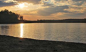Archivo:Bathoen Reservoir