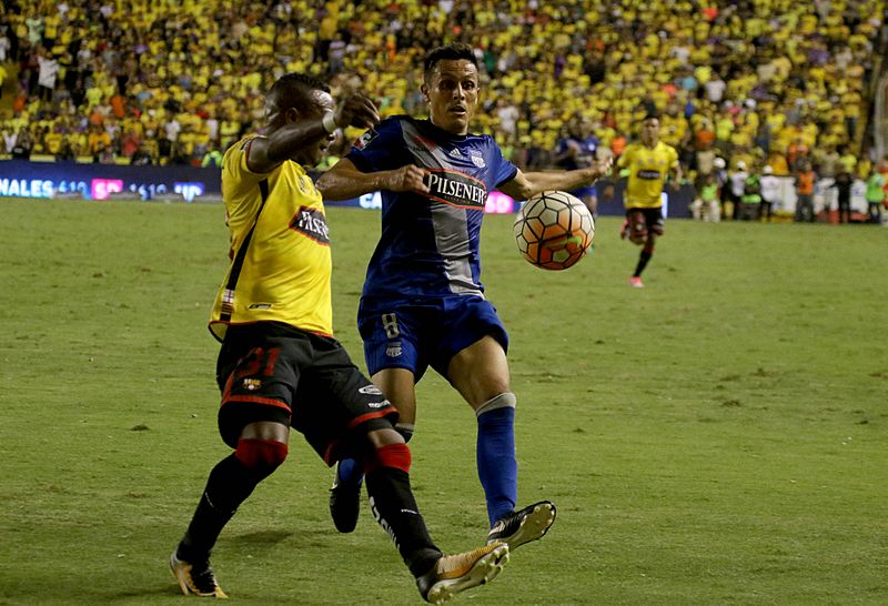 CLASICO DEL ASTILLERO (38276187471)