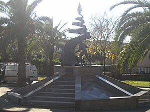 Archivo:Carbonia Miners Monument