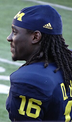 Archivo:Denard Robinson (2012-09-15) d