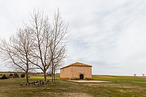 Archivo:Ermita de San Pascual, Alconchel de Ariza, Zaragoza, España, 2018-04-06, DD 22