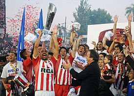 Archivo:Estudiantes-Copa de Campeón 2010