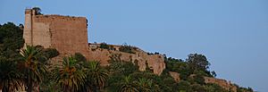 Archivo:Fort au dessus du port à Béjaïa 2