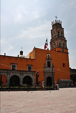 Archivo:Francis of Assisi Church, Acambaro, Guanajuato State, Mexico 31