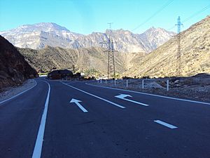 Archivo:Gimry-Chirkata road