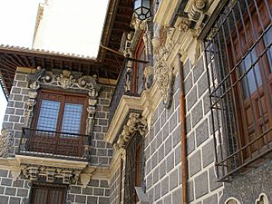 Archivo:Granada madraza