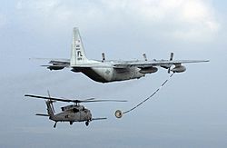Archivo:Helicopter aerial refueling