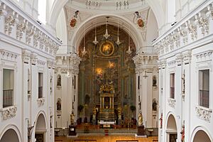 Archivo:Iglesia de San Ildefonso - 01