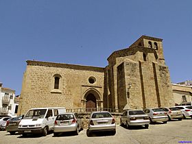 Iglesia del Salvador en Plasencia 03.jpg
