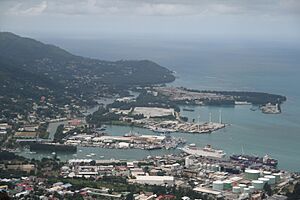 Archivo:Ile de Mahe - Victoria (10)