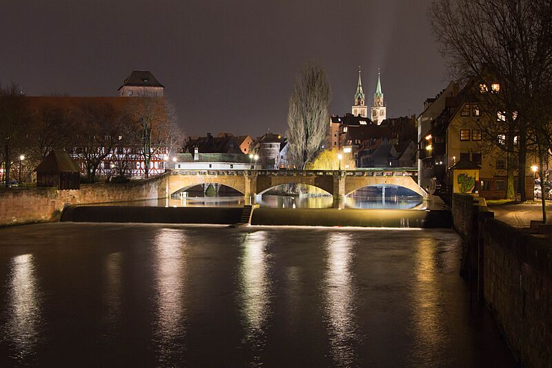 Maxbrücke Nürnberg Nacht