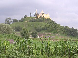 Mexico.Pue.Cholula.Pyramid.03.jpg