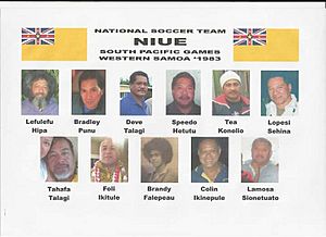 Archivo:Niue-soccer-1983