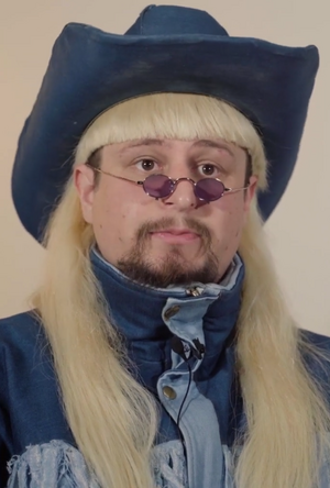 Oliver Tree, cantante en 2022 (cropped).png