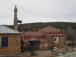 Requejo de Pradorrey, iglesia.jpg