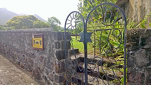 Archivo:Saint Eustatius- Jewish Cemetery