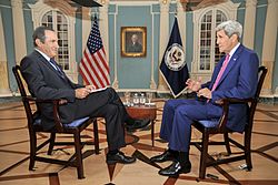 Archivo:Secretary Kerry Speaks About Embassy Havana Opening, Cuba Policy With CNN Espanol's Oppenheimer (20334186678)