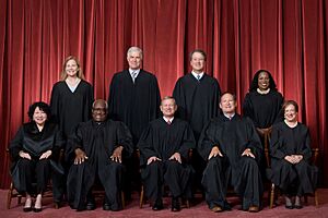 Archivo:Supreme Court of the United States - Roberts Court 2022