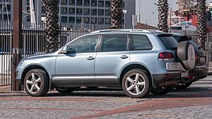 Archivo:VW Touareg, Cape Town (P1050774)