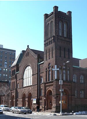 Archivo:Baptist Temple sunny jeh