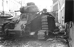 Archivo:Bundesarchiv Bild 101I-125-0277-09, Im Westen, zerstörter französischer Panzer Char B1