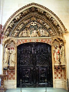 Archivo:Burgos - Catedral 003 - Puerta del claustro alto