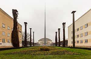 Archivo:Centro del Centenario, Breslavia, Polonia, 2017-12-21, DD 01