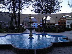 Chivay Plaza Fountain.JPG
