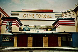 Archivo:Cine Torcal. Antequera - mnemorino