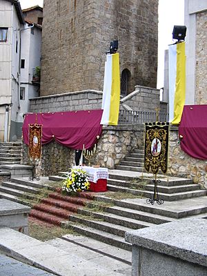 Archivo:Corpus Christi en Béjar monumento