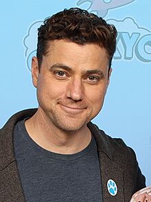 Donovan Patton Photo Op GalaxyCon Richmond 2024.jpg
