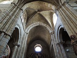 Archivo:Iglesia deSanta María del Azogue de Benavente (7866103792)