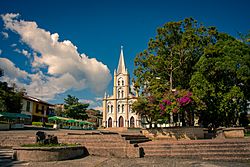 Parque Principal de Caramanta, Antioquia (2020).jpg