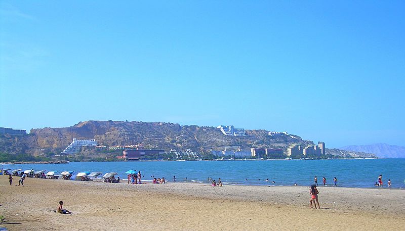 Playa Cangrejo, Lechería, Venezuela