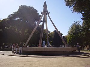 Archivo:Plaza de armas de Cañete (Chile)