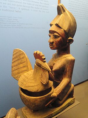 Archivo:Reliquary with figure of guardian spirit, Kota - African objects in the American Museum of Natural History - DSC05999