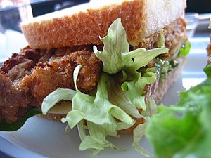 Archivo:Schnitzel sandwich