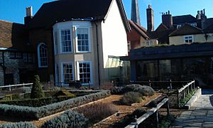 Archivo:Southampton Tudor House and Garden