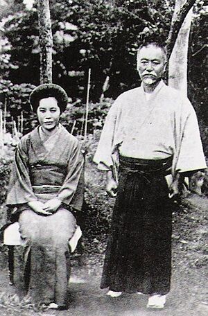 Archivo:Togo&Tetsu