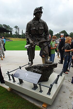 US Army 50901 Steel beam, Rescorla statue unveiled.jpg