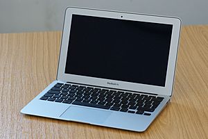 Archivo:11.6" MacBook Air (1)