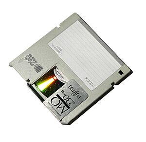 Archivo:3point5 inch MO cartridge