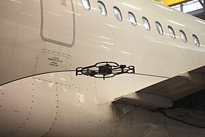 Archivo:AFI 05 2017 Donecle drone 001