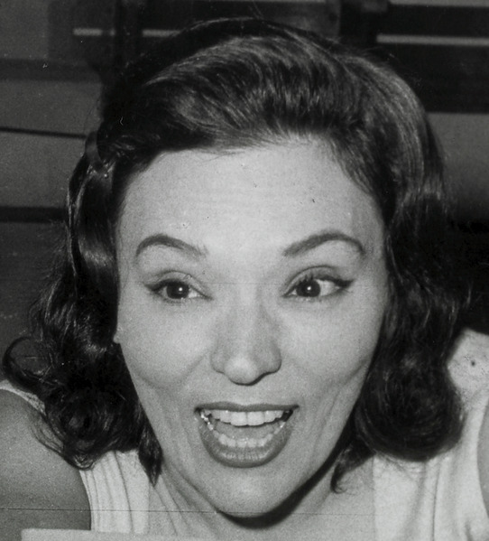 Bibi Ferreira 1972 (cropped)f
