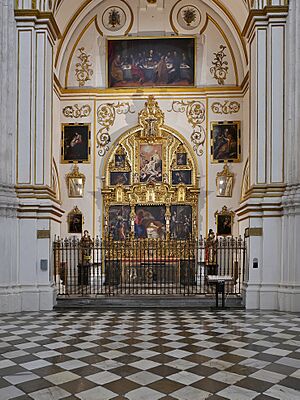 Archivo:Capilla de la Santísima Trinidad, Catedral de Granada