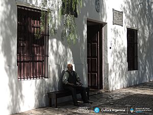 Archivo:Frente del Museo y Biblioteca Casa Natal de Domingo Sarmiento
