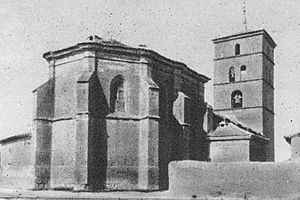 Archivo:Fundación Joaquín Díaz - Iglesia parroquial. Ábside - Mazariegos (Palencia)