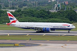 Archivo:G-YMMS - Boeing 777-236ER - British Airways (26667428211)