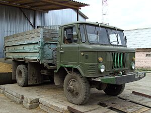 Archivo:GAZ-66 truck