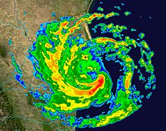 Archivo:Hurricane Erika 2003 Radar